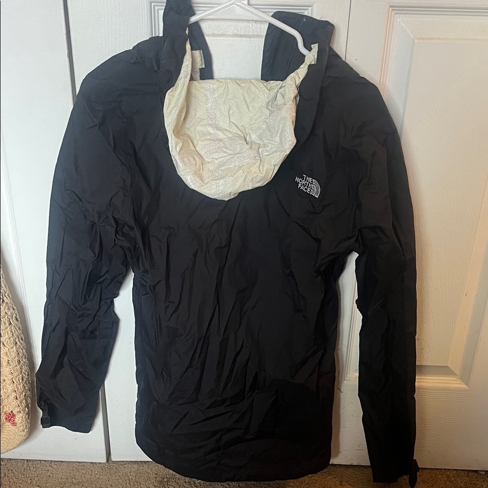 The North Face Black Windbreaker - Picture 2 of 3